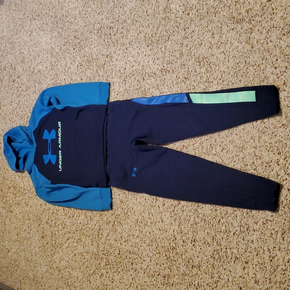 Gently used Boys Under Armour outfit